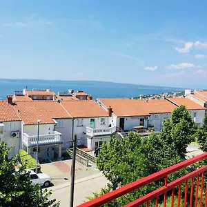 https://apartments-novi-vinodolski-51250-2.primorje-gorskikotar.com